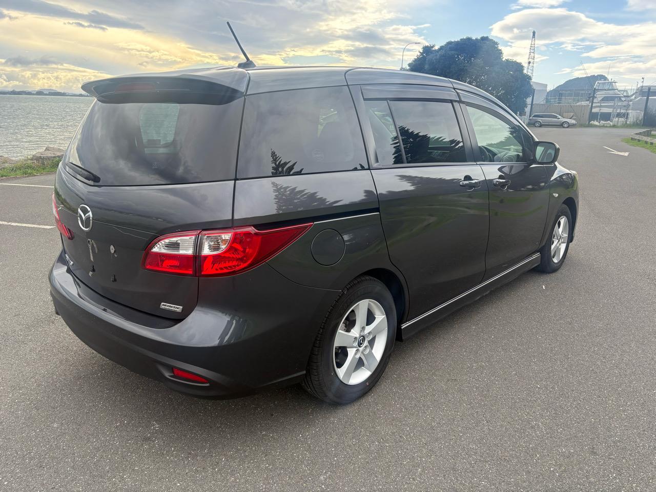 2013 Mazda Premacy