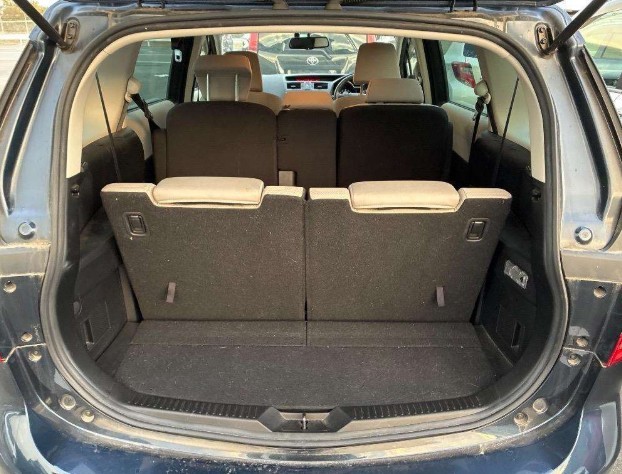 2015 Mazda Premacy