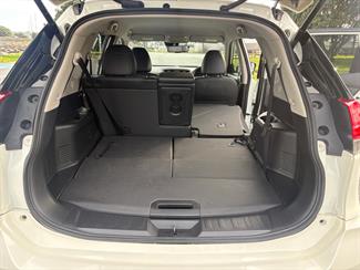 2017 Nissan X-TRAIL - Thumbnail