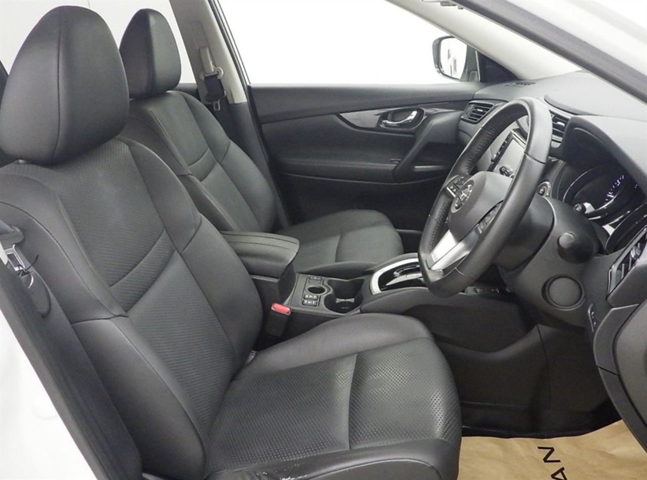 2017 Nissan X-TRAIL