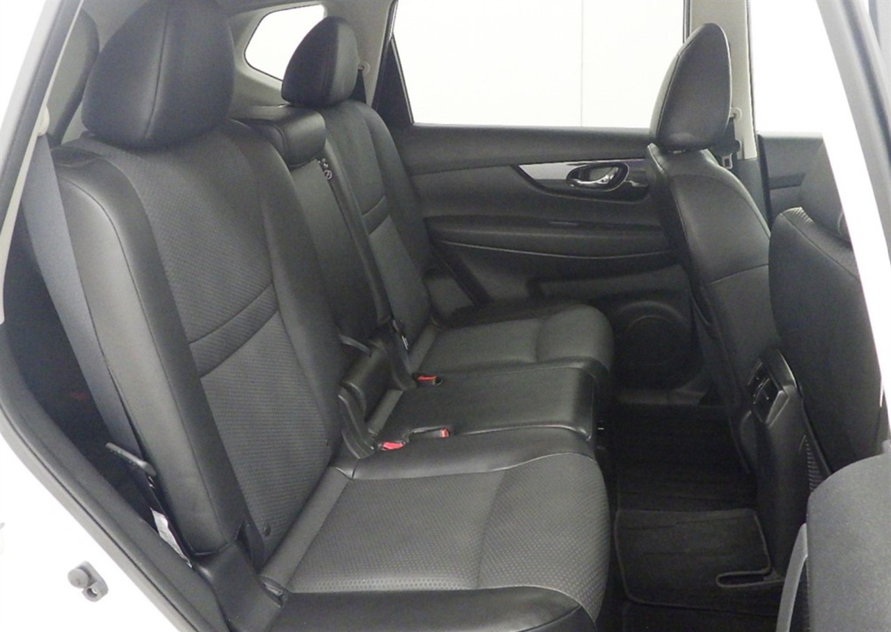 2017 Nissan X-TRAIL