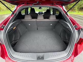 2019 Toyota C-HR - Thumbnail