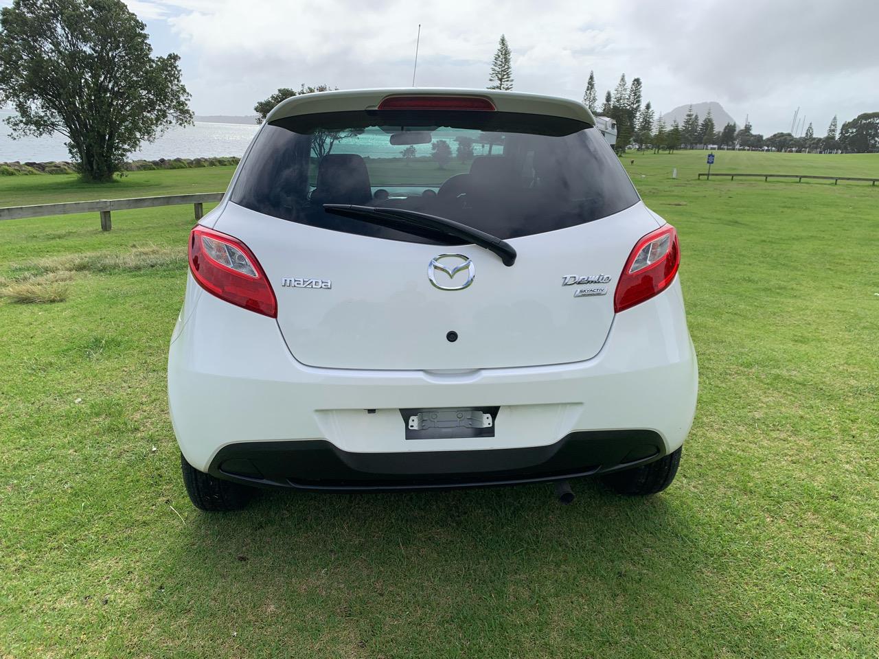 2014 Mazda DEMIO