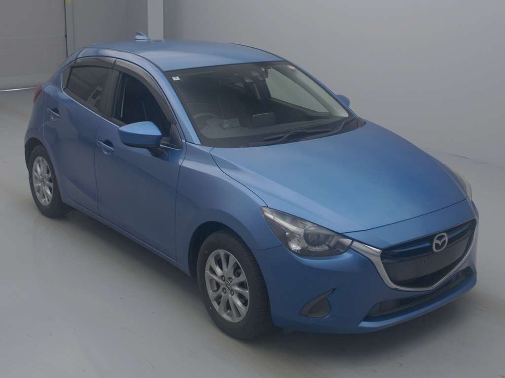 2016 Mazda DEMIO