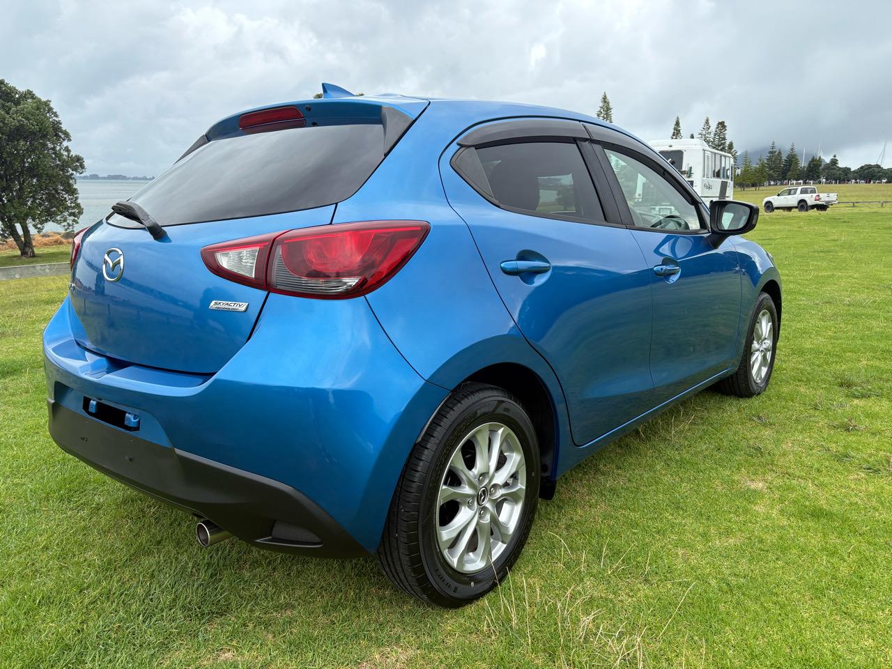2016 Mazda DEMIO