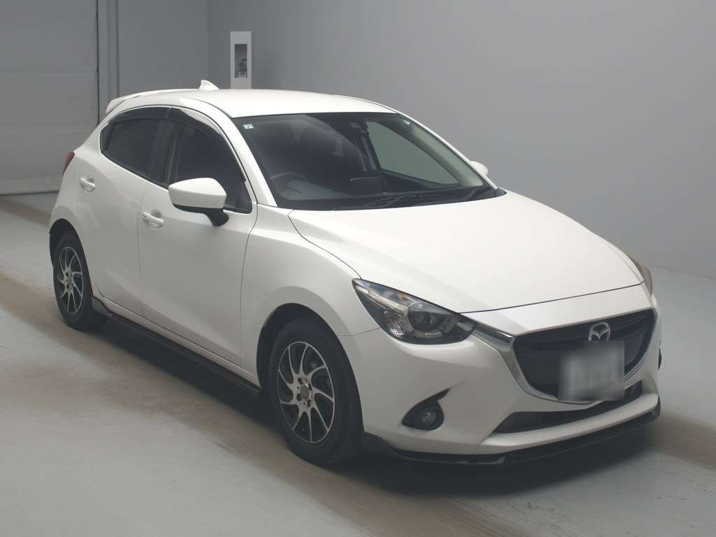2015 Mazda DEMIO