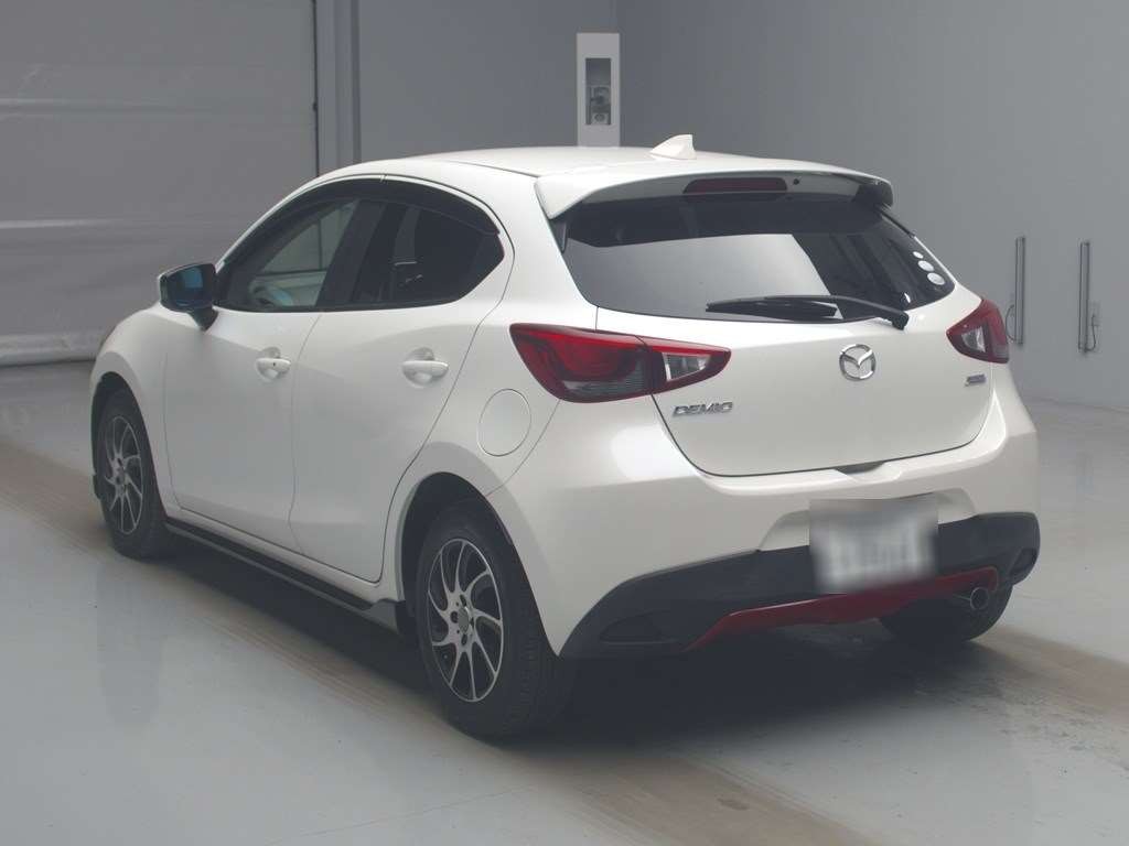 2015 Mazda DEMIO