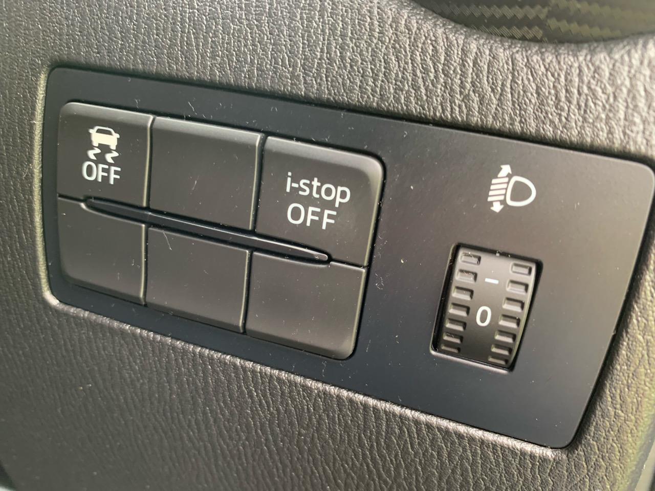 2016 Mazda DEMIO
