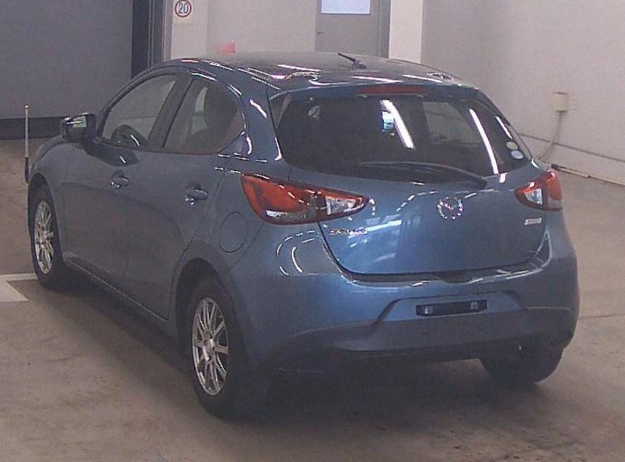 2016 Mazda DEMIO