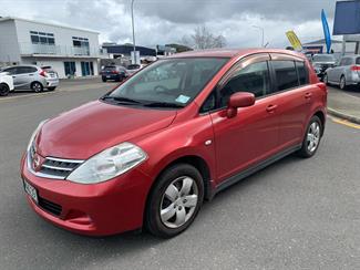 2009 Nissan Tiida - Thumbnail