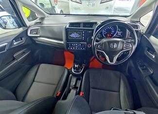 2017 Honda FIT - Thumbnail