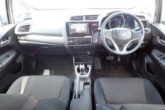 2016 Honda FIT - Thumbnail