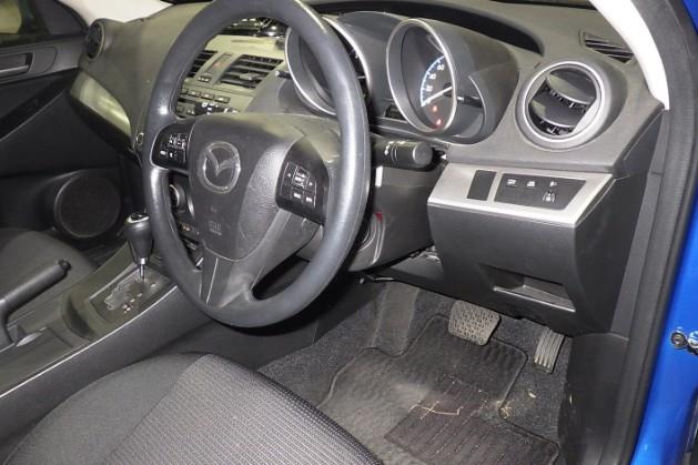 2012 Mazda AXELA