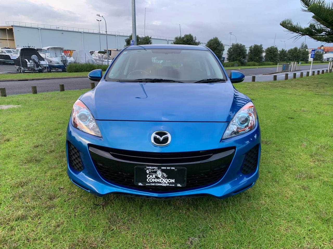 2012 Mazda AXELA
