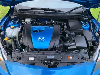 2012 Mazda AXELA - Thumbnail