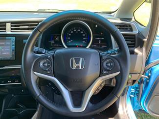 2017 Honda FIT - Thumbnail