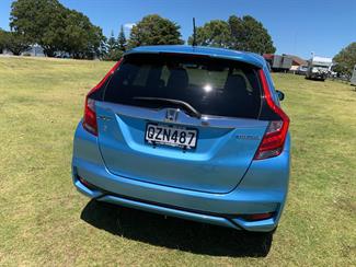 2017 Honda FIT - Thumbnail