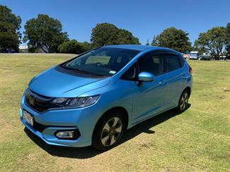 2017 Honda FIT - Thumbnail