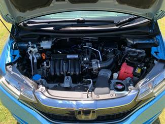 2017 Honda FIT - Thumbnail