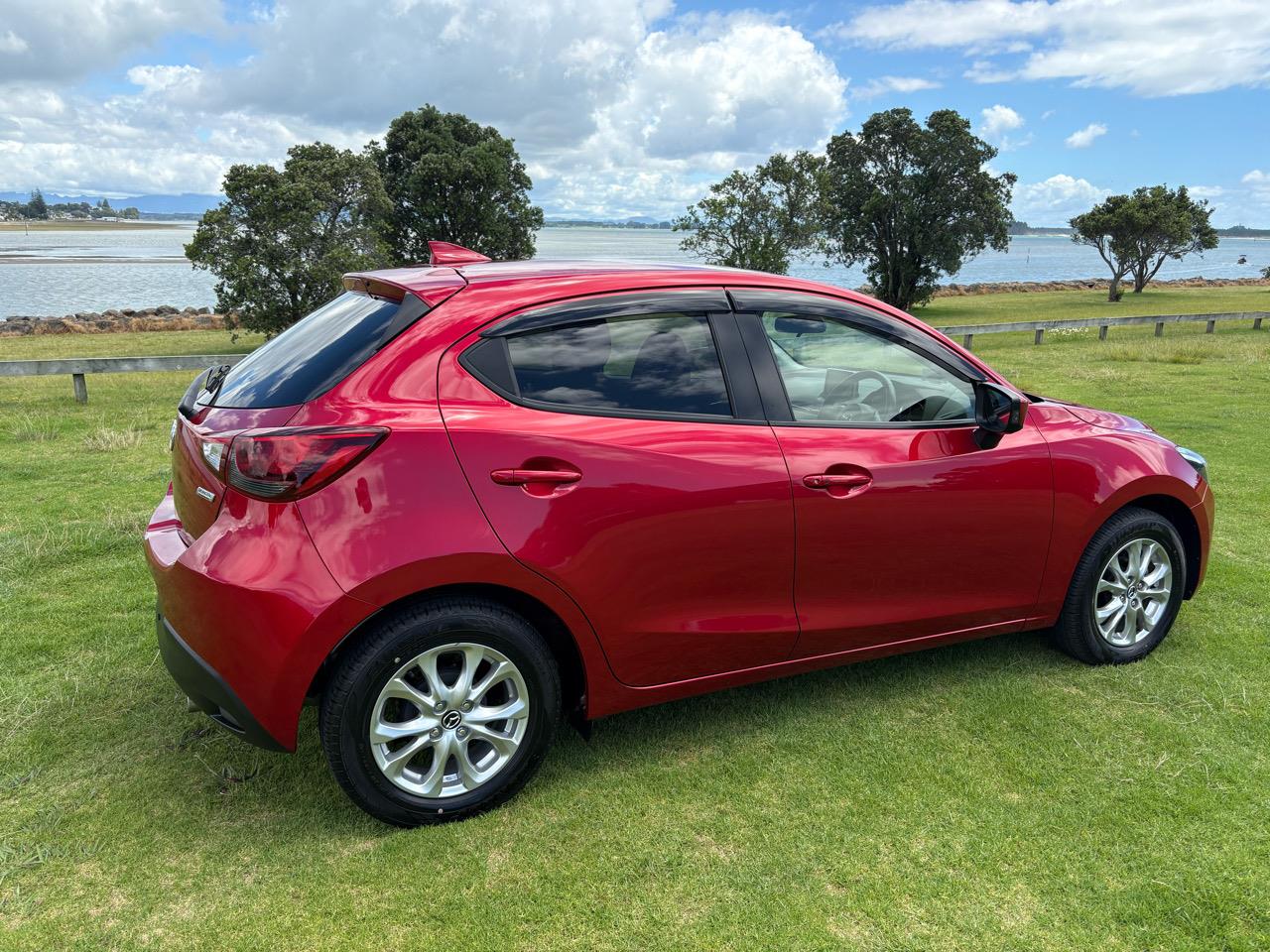 2016 Mazda DEMIO