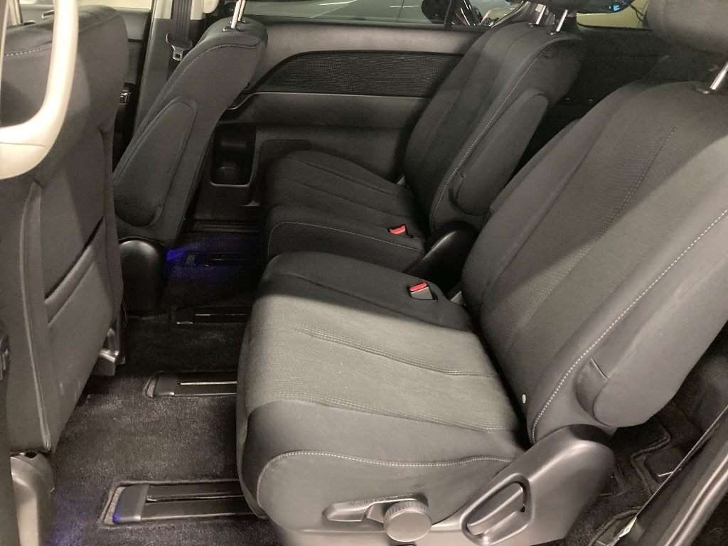 2014 Mazda MPV