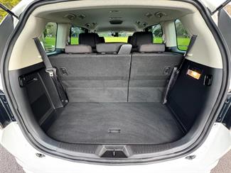 2016 Mazda MPV - Thumbnail