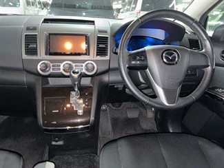 2016 Mazda MPV - Thumbnail