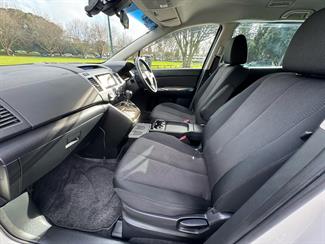 2016 Mazda MPV - Thumbnail