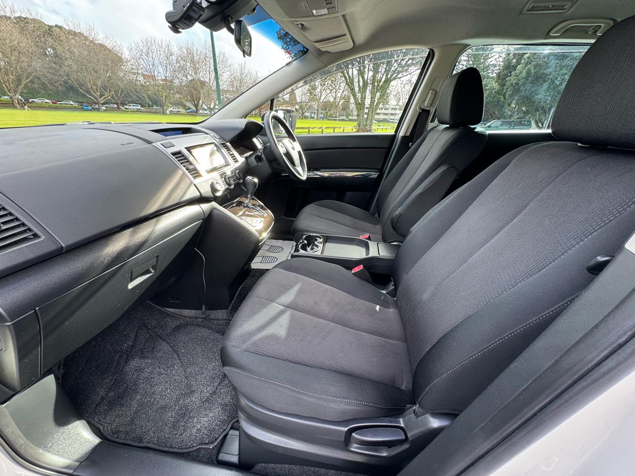 2016 Mazda MPV
