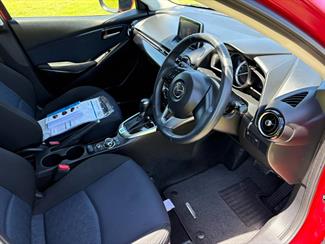 2015 Mazda DEMIO - Thumbnail