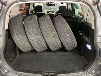2014 Mazda Premacy - Thumbnail