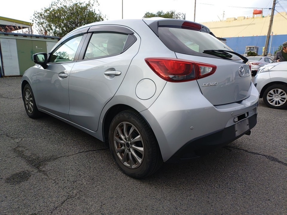 2018 Mazda DEMIO