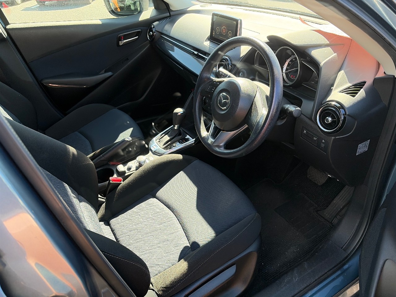 2015 Mazda DEMIO