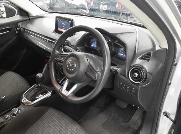 2019 Mazda DEMIO