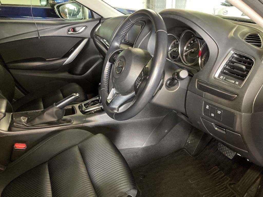 2014 Mazda Atenza