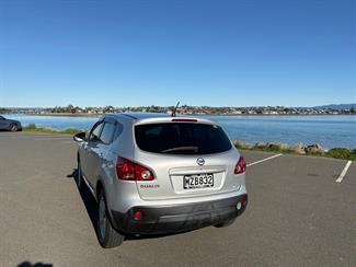 2011 Nissan Dualis - Thumbnail