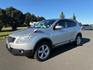 2011 Nissan Dualis - Thumbnail