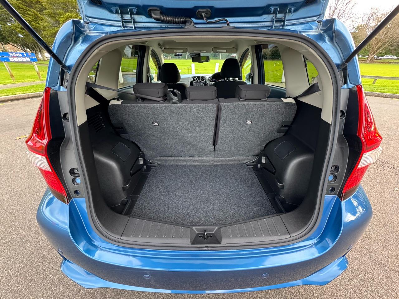 2017 Nissan NOTE