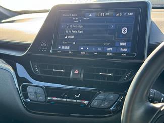 2018 Toyota C-HR - Thumbnail