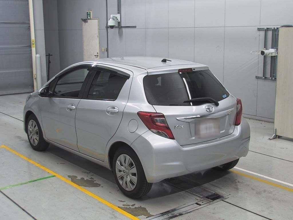 2016 Toyota Vitz