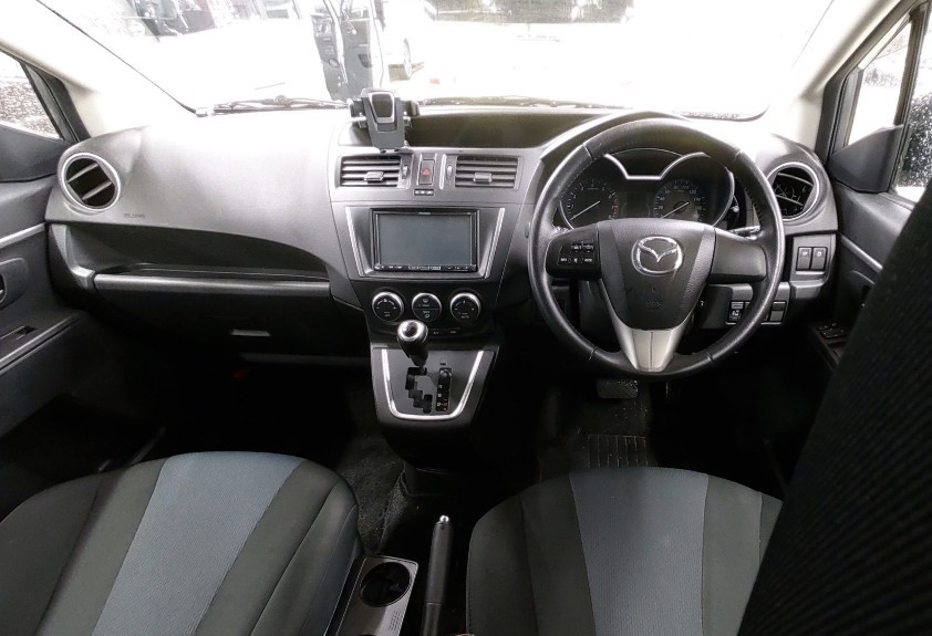 2016 Mazda Premacy