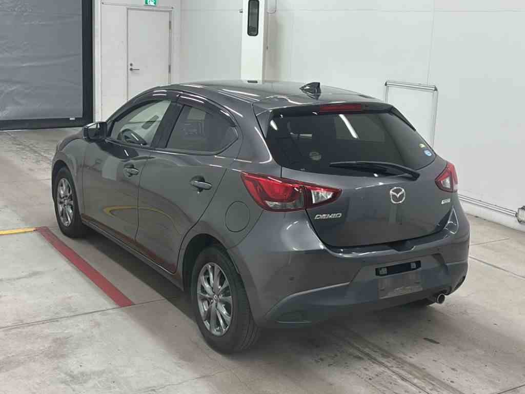 2017 Mazda DEMIO