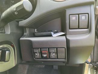 2016 Mazda Premacy - Thumbnail