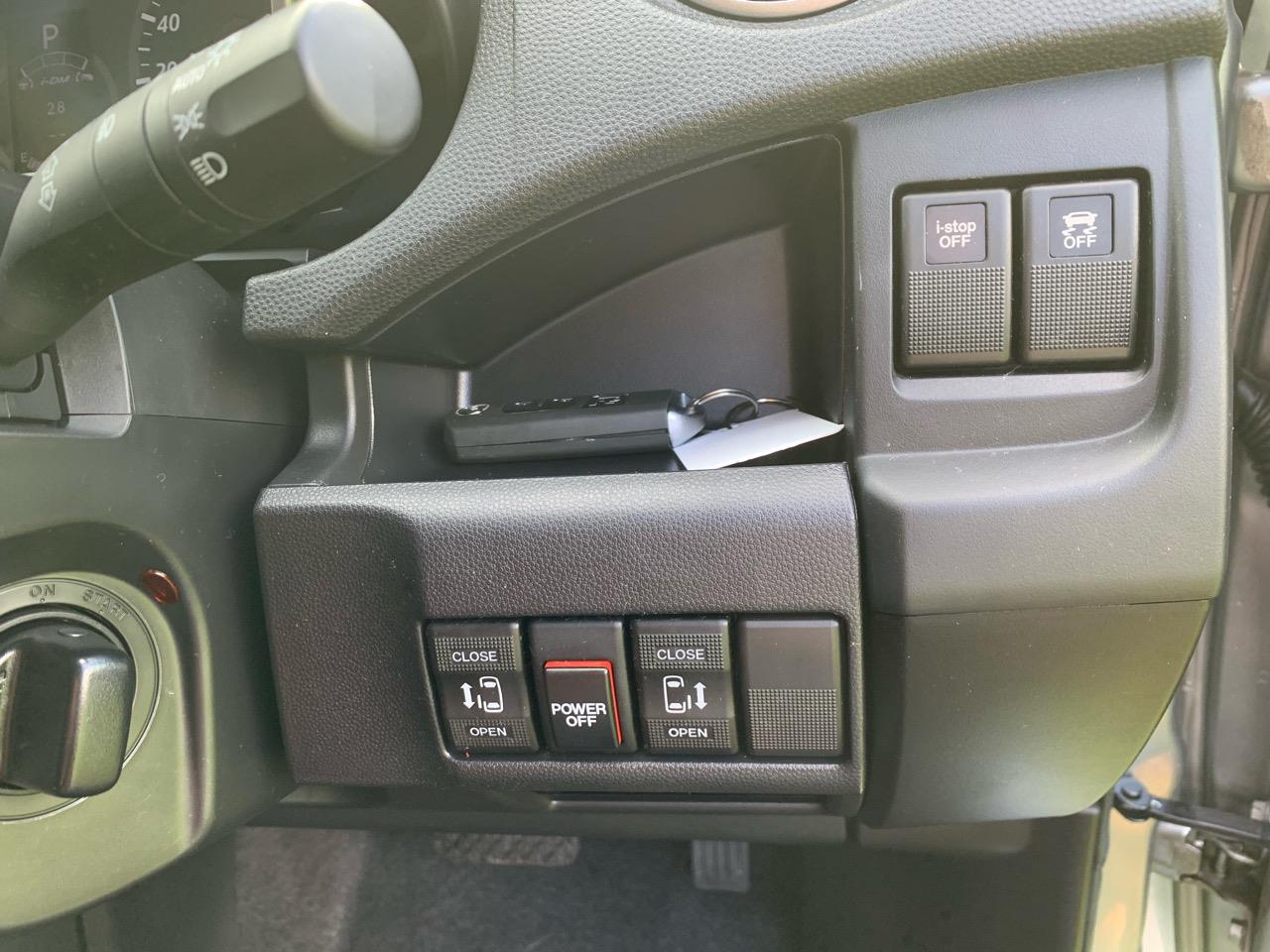 2016 Mazda Premacy