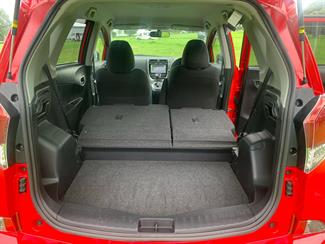 2014 Toyota Ractis - Thumbnail