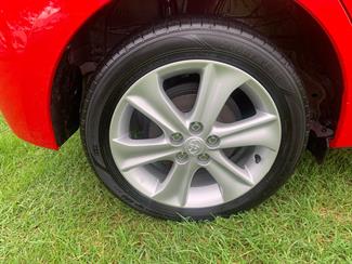 2014 Toyota Ractis - Thumbnail