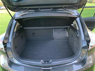 2012 Mazda AXELA - Thumbnail