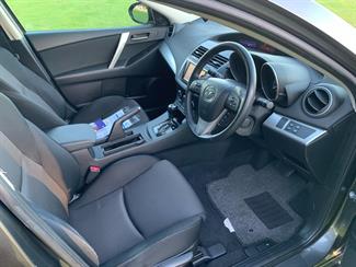 2012 Mazda AXELA - Thumbnail