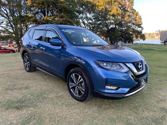 2017 Nissan X-TRAIL - Thumbnail