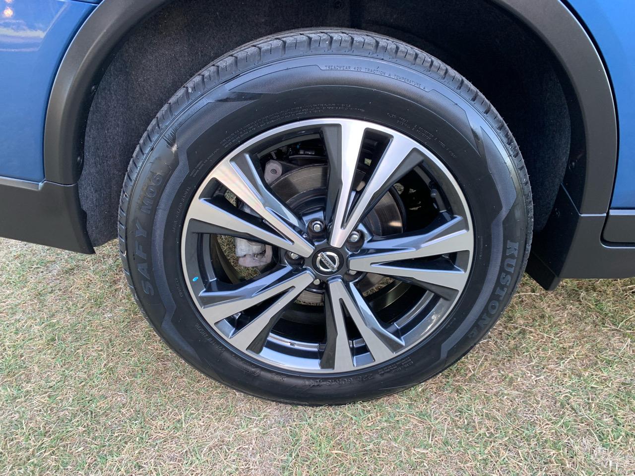 2017 Nissan X-TRAIL